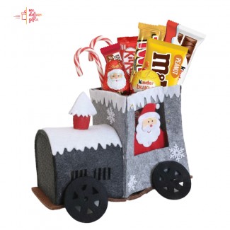 kids train for christmas