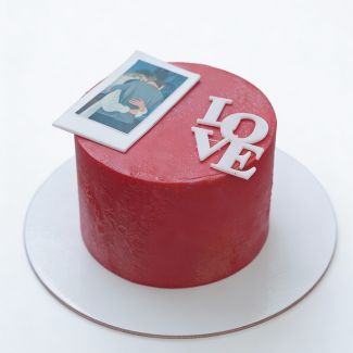 the red love cake