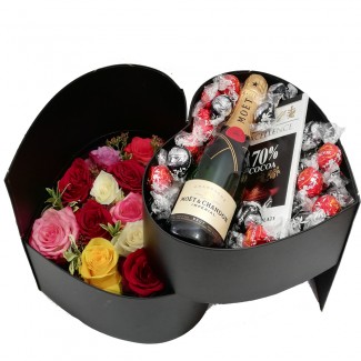 Moet c Roses and Chocolate in a Heart