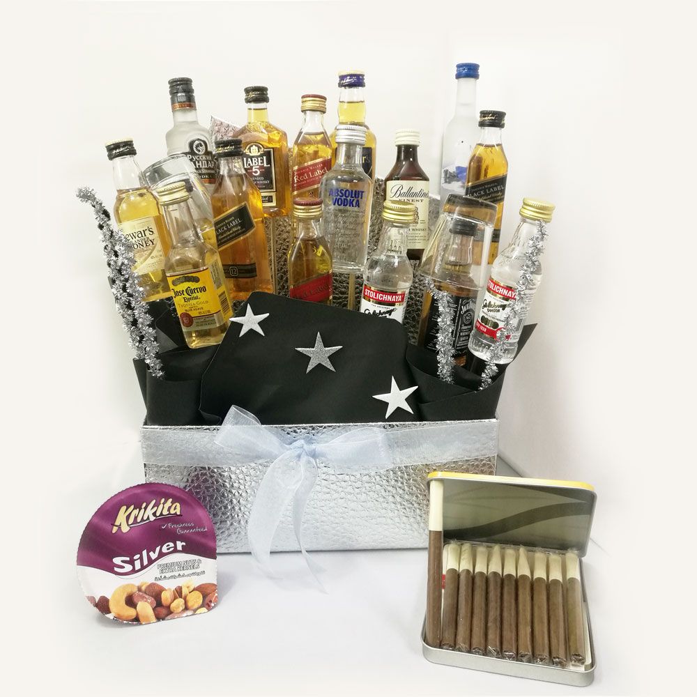 Alcohol Lover Selection BasketWe Deliver Gifts